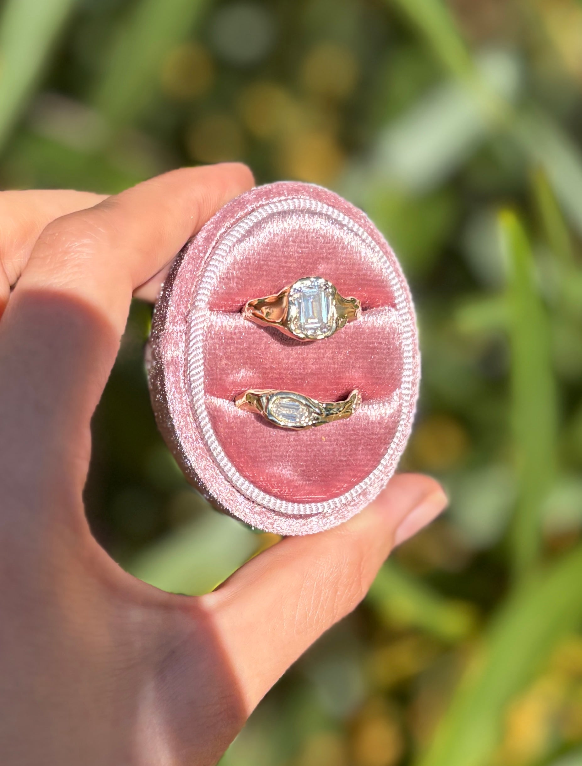 Engagement set